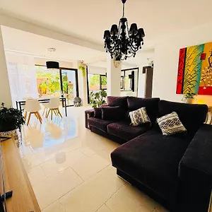 Paraiso Apartment